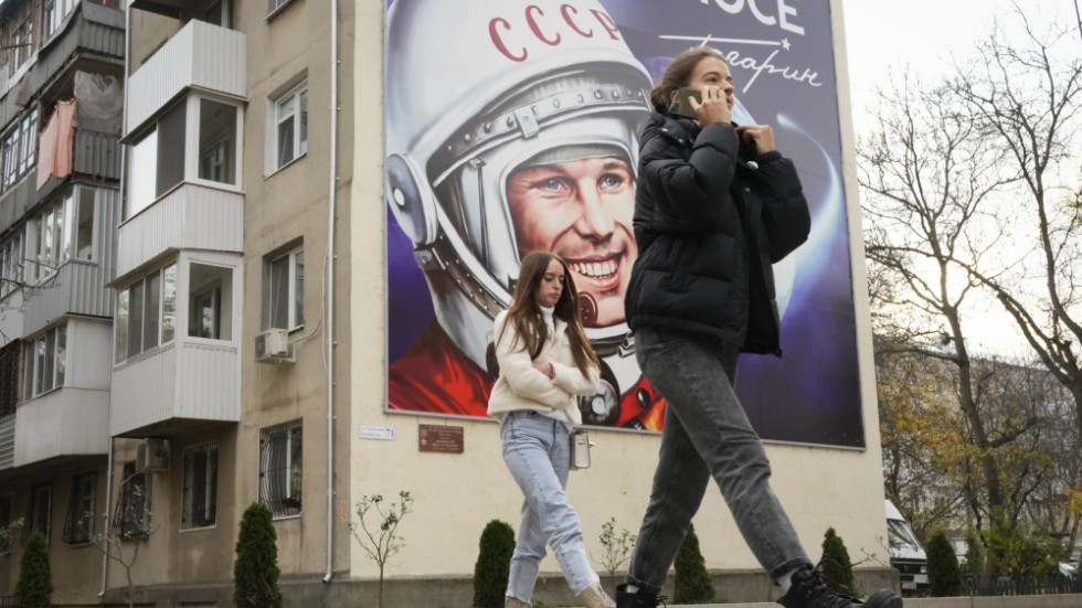 Den sovjetiska estetiken väger ännu tungt i Transnistrien. Här pryder kosmonauten Jurij Gagarin en husfasad i den största staden Tiraspol. Arkivbild.