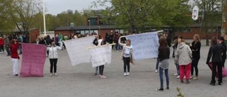 Elevstrejk i protest mot nedskärningar