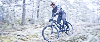 MTB-slinga i Vitalisskogen får barnen att hoja