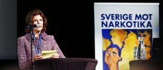 Drottning Silvia satte ner foten mot knarket under konferens i Eskilstuna