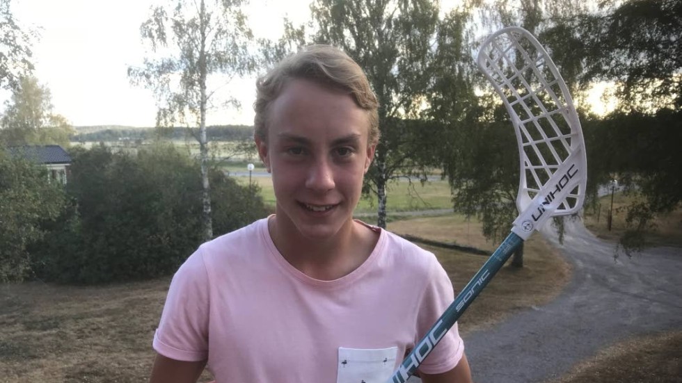 Elliot Kronstrand, 14, ska till Uppsala och spela internationella matcher i helgen.