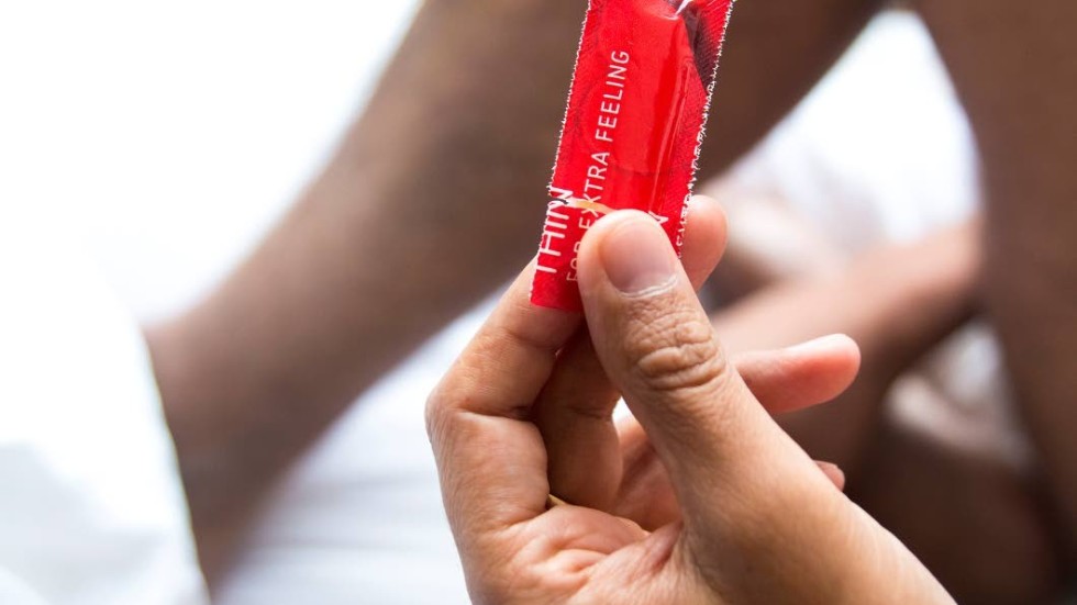 Gonorré blir åter allt vanligare i Sverige. Minskad kondomanvändning tros ligga bakom.