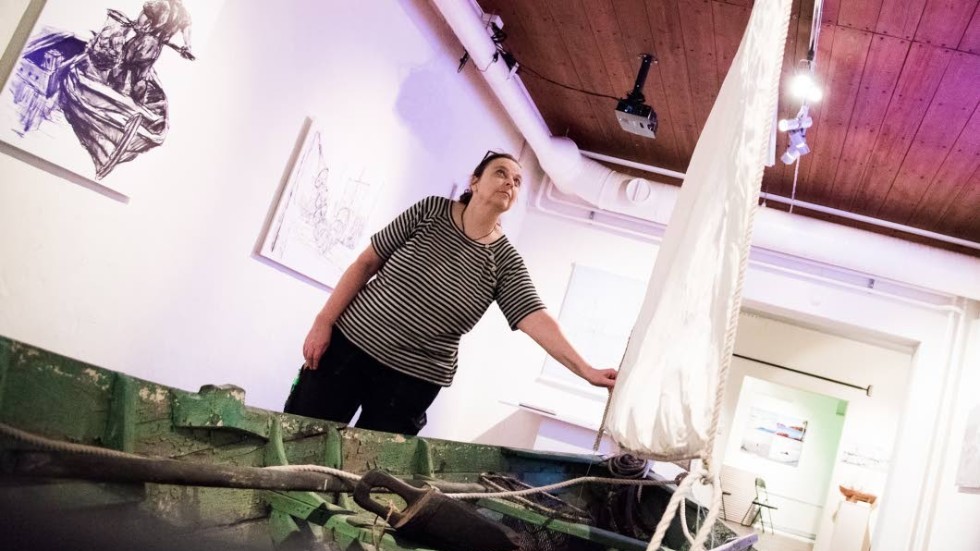 Västerviks museum vill genom den nyöppnade utställningen visa utvecklingen i Tjust skärgård”, säger Eva Andrén som är föremålsansvarig på museet.