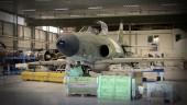 Tillstånd för flygmekanikerutbildningen hänger i luften
