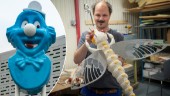 Jättehuvud, "crack-smurf" och svanar – andras konst är deras jobb