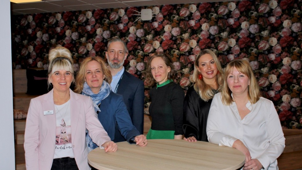 Anna Forsman, Karin Norberg, Karl Henrik Dagman, Linda Sinkkonen, Jenny Stadin och Erika Mattsson.