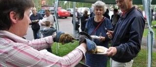 Hemvändardag med ostkaka och kolbullar