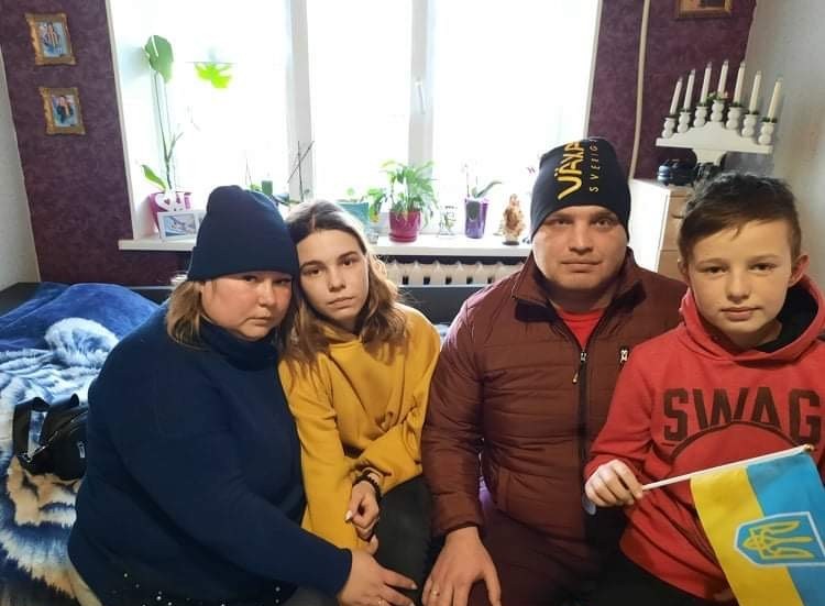 Familjen bodde i Vena i två år, innan de utvisades till Ukraina. Nu startas en insamling för att hjälpa dem. 