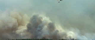 Linköpingsstyrkor bekämpar branden
