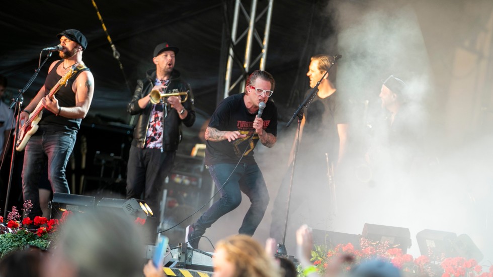 Biljettrusning till Stiftelsen gör extra spelning under Kirunas invigning