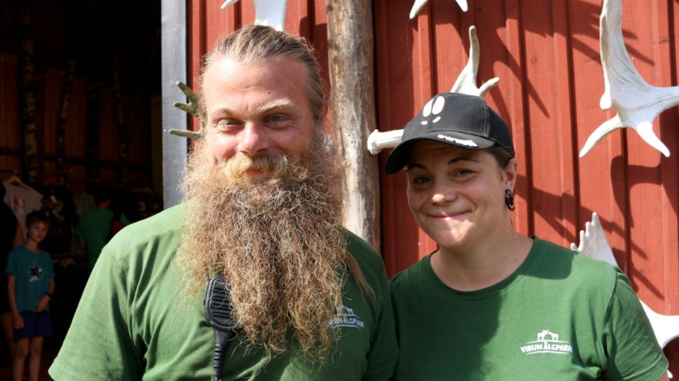 Jon och Sara Seberg driver Virum Älgpark sedan april 2021.