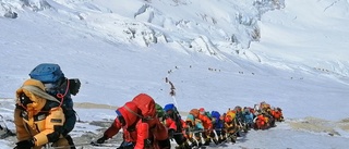 Mount Everests basläger kan flyttas