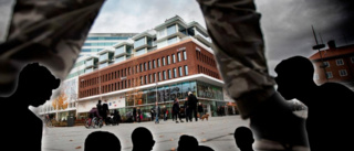 Stor oreda i Umeå: Ungdomar barrikaderade butik – polisen kom till undsättning