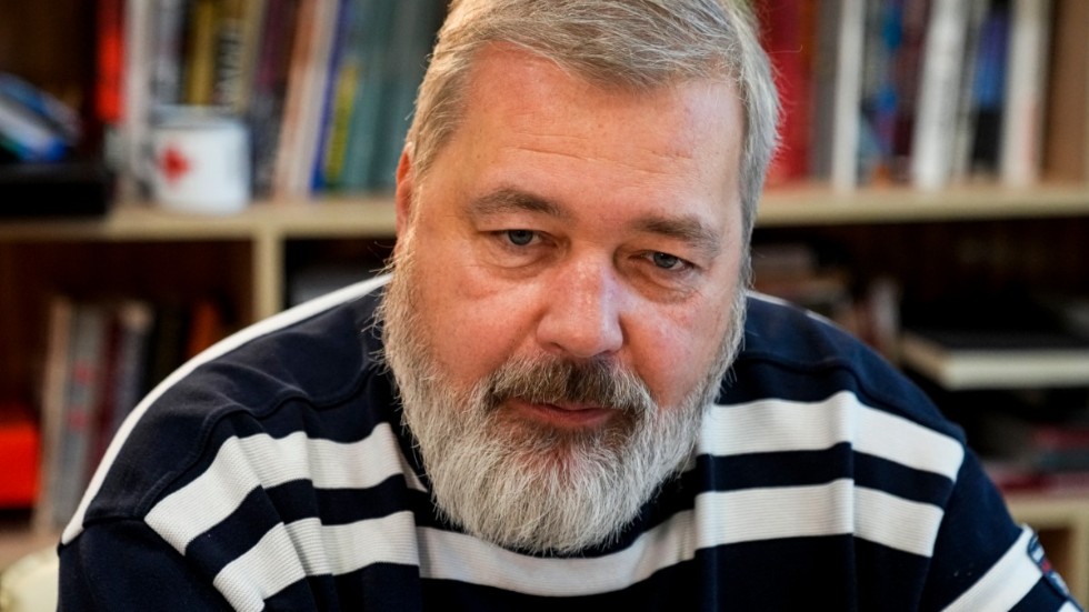 Novaja Gazetas chefsredaktör vann Nobels fredspris 2021.