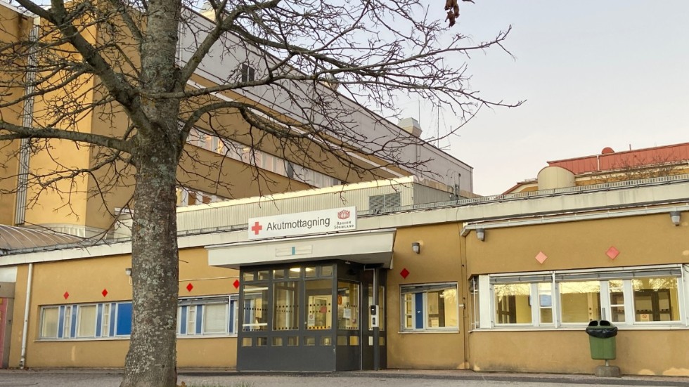 Kullbergska sjukhuset i Katrineholm, tillsammans med allmänheten, samlar in material till krigsdrabbade Ukraina och deras sjukhus.