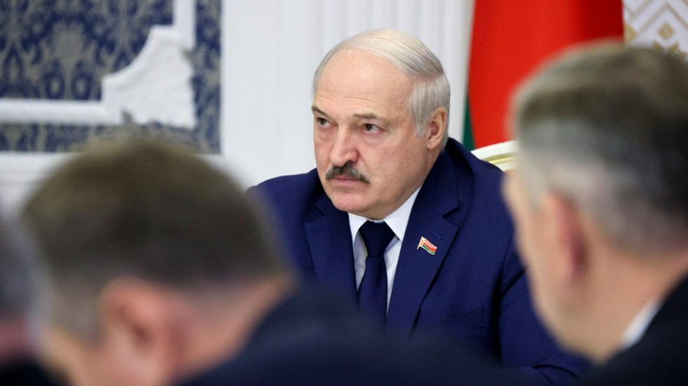 Belarus president Aleksandr Lukasjenko under ett regeringsmöte i Minsk den 11 november.