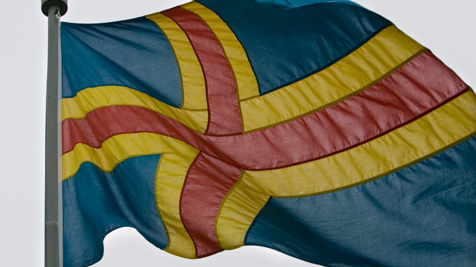 Ålands flagga. Landskapet är den region i EU som har tredje längst förväntad livslängd. Arkivfoto.