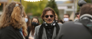 Filmskapare fördömer hederspris till Depp