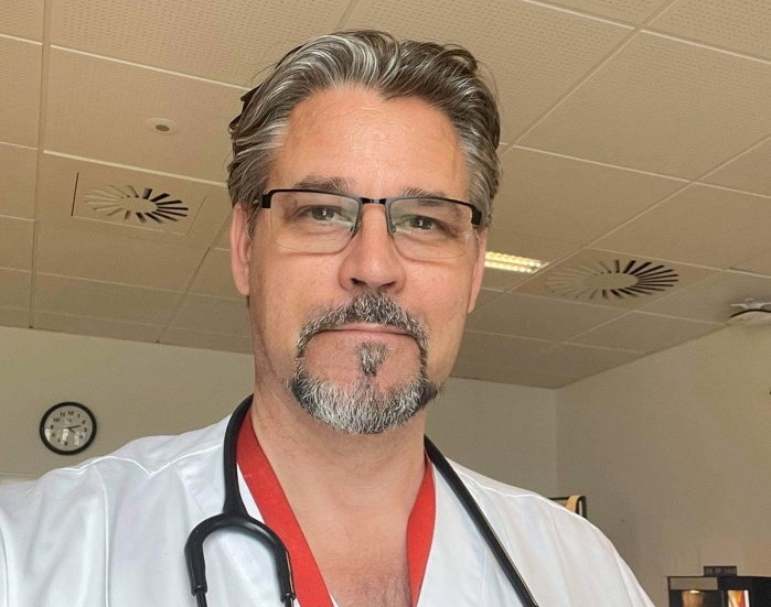 Richard Fletcher, överläkare och specialist på akutsjukvård.