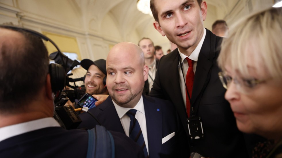 Peter Kullgren (mitten), blir ny landsbygdsminister.