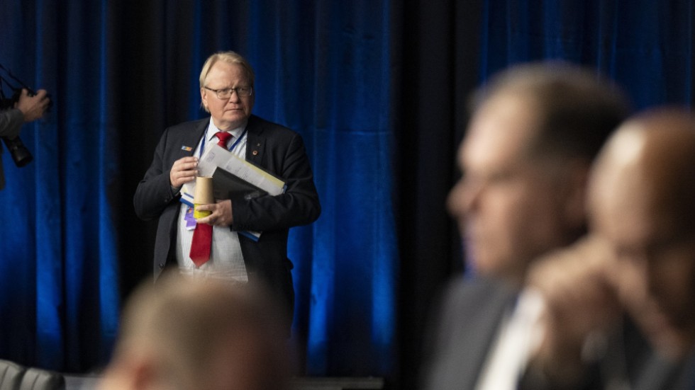 Försvarsminister Peter Hultqvist på Nato-toppmötet i Madrid i somras. Den här veckan deltar han när Sverige för första gången är med som "blivande medlem" vid ett av militäralliansens ministermöten.