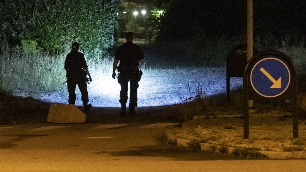 Polisen söker nu efter en handfull personer som varit inblandade i fritagningen från Råbyhemmet i Lund.