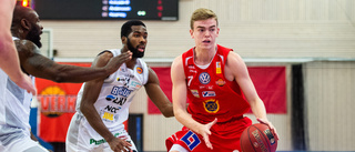 KFUM Uppsala Basket förlänger med trio