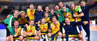 Sverige firade VM-semifinal med sång och dans