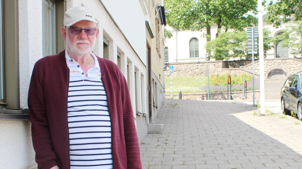 Kjell Lundgren berättar att planen var att flytta tillbaka till Stockholm så småningom. När vi frågar honom om han fortfarande vill flytta svarar han "Nej absolut inte, det är alldeles för trångt."