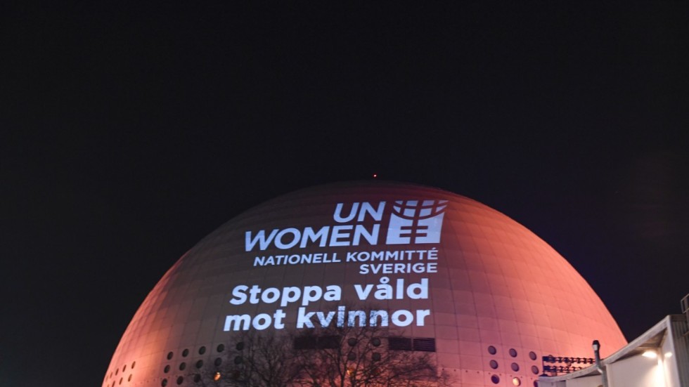 Kvinnor som förföljs av sin före detta partner lever i ett fängelse, skriver Kristdemokratiska kvinnoförbundet. Bilden är från en manifestation 2018 i Stockholm mot våldet mot kvinnor.
