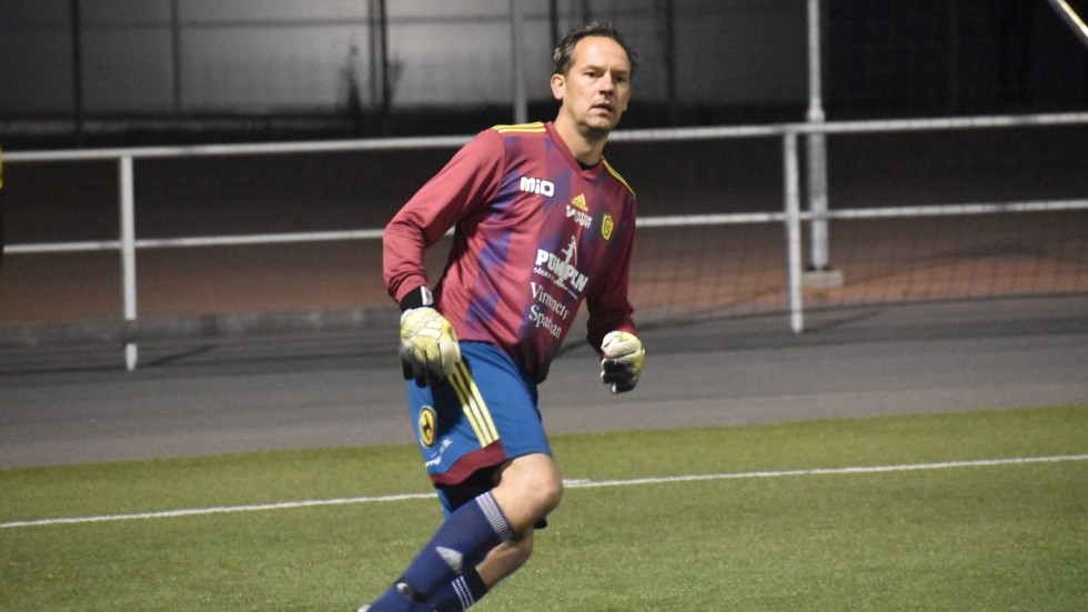 GGoIF-målvakten Tobias Carlsson gjorde flera viktiga räddningar i derbyt mot Vimmerby IF.