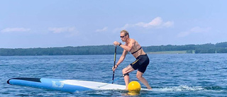 Dags för SUP-paddling på kanalen