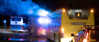 Larm om brand i buss vid Timmerleden