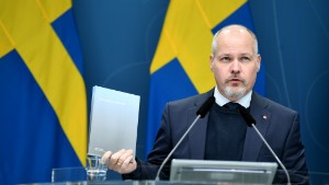 "Justitieminister Morgan Johansson är en återfallsfördröjare"