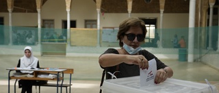 Lågt valdeltagande i sargat Libanon