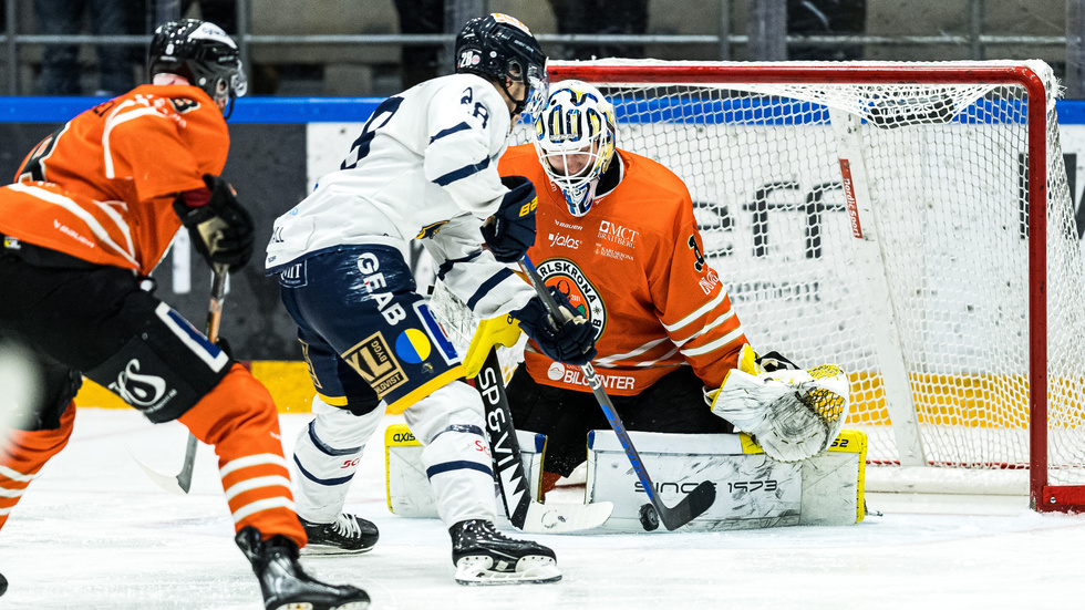 Visby Roma Chockade Favoriten Vann Första Ronden I Karlskrona 