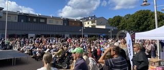 Folkfest vid invigningen av Oxelösunds nya centrum