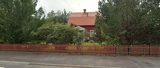 Ny ägare till 30-talshus i Bruzaholm - 542 000 kronor blev priset