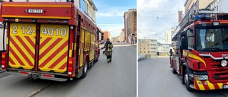 Brandvarnare tjöt i lägenhetshus – räddningstjänst ryckte ut