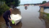 Förtvivlan efter översvämningen – arenan helt under vatten