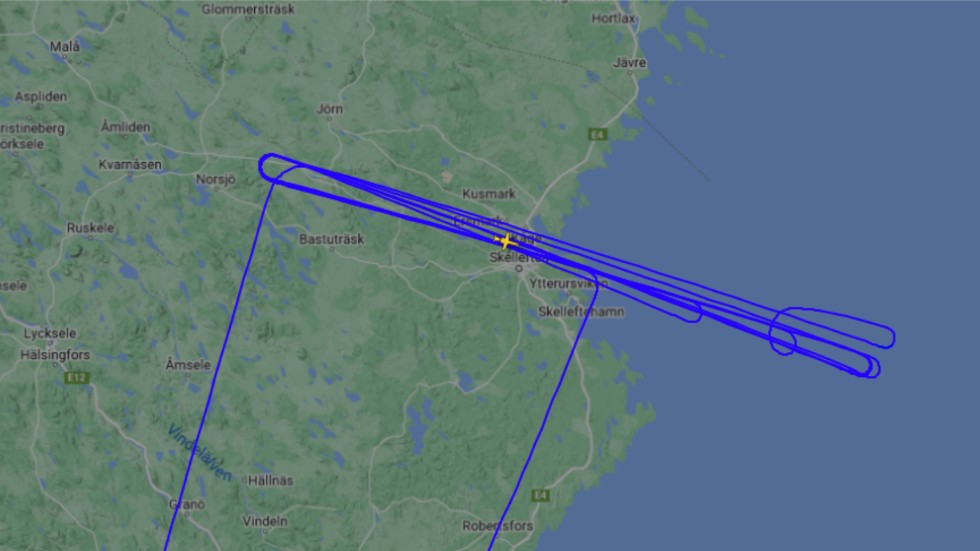 The plane flew patterns over Skellefteå for a few hours.