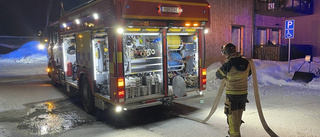 Stort räddningspådrag i Skellefteå: ”Kraftig brand”