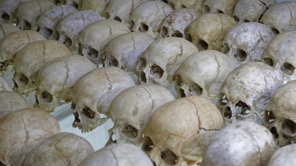 Kvarlevor från några av de uppskattningsvis 800|000 människor som mördades under folkmordet i Rwanda 1994. Arkivbild.