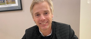 Hockeydomaren Mikael Andersson levde under skydd efter grovt hot