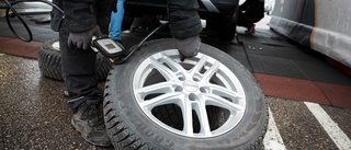 Spikar i bildäck orsakade punktering – flera drabbade