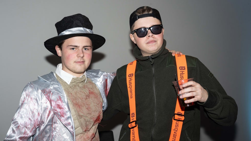 STOR BILDSPECIAL: Halloweenfest på Pite havsbad