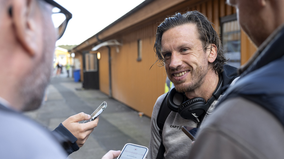 Gustav Svensson intervjuas efter en match. Arkivbild.