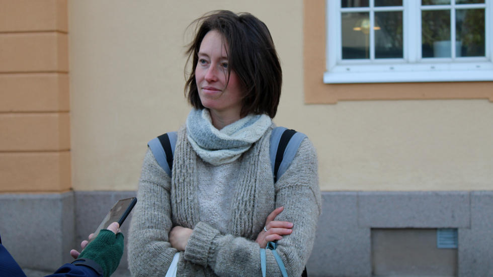 "Man blir ju ledsen när man läser och hör om allting som händer i världen", säger Nina Pommerenke till Vimmerby Tidning. 