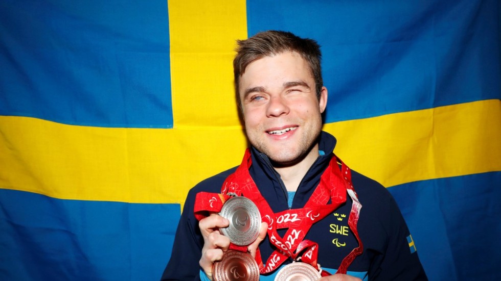 Sveriges Zebastian Modin är Sveriges stora medaljhopp i para-VM i längdskidor och skidskytte i Östersund 2023. Arkivbild.