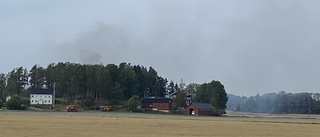 Här brinner skogen utanför Eskilstuna